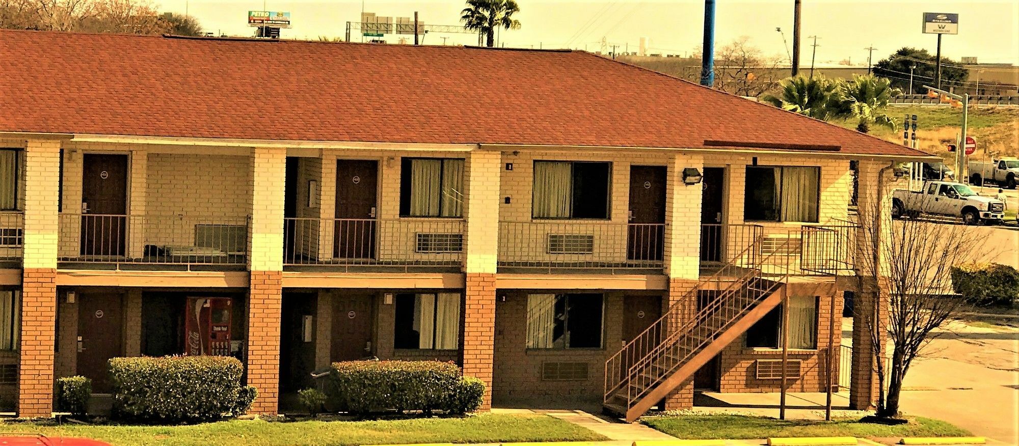 Hometowne Studios By Red Roof San Antonio E - Frost Bank Center Esterno foto